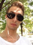 Илья, 33 года, Алматы