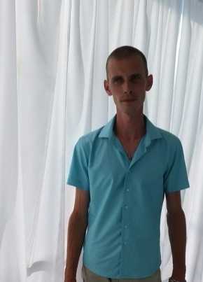 Игорь, 38, Россия, Карасук