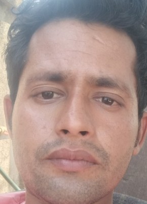Parmod Triphati, 26, India, Bharūch