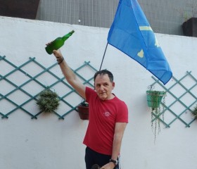 Nel, 59, Vilagarcia de Arousa