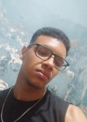Joao из Sorocaba 19 лет