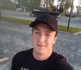 АЗАТ Самигуллин, 25 лет, Уфа