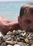александр, 32 года