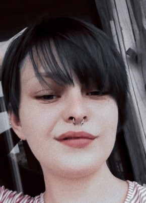Ульяна, 23, Россия, Новотроицк