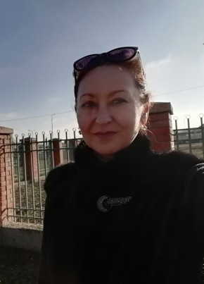 Елена, 47, Россия, Джанкой
