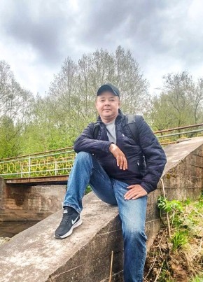 Виталий из Бокситогорска 39 лет