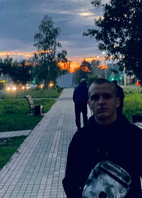Кирилл из Барнаула 21 год