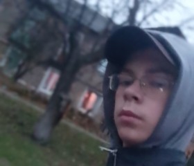 Артëм, 18 лет, Стаханов