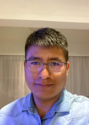 Washington, 37, República del Perú, Arequipa