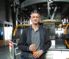 Andrzej, 54, Ebersbach an der Fils