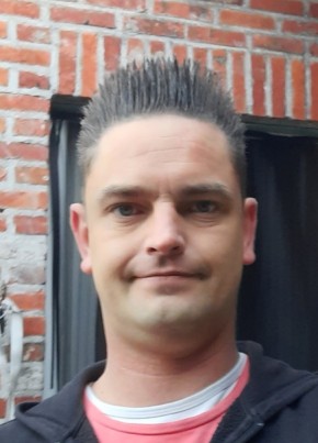 Sven , 35, Koninkrijk België, Vosselaer