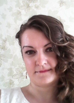 Елена, 38, Россия, Губкинский