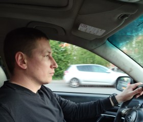 Stas, 30, Zheleznogorsk (Kursk)