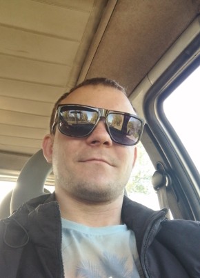 Aleksey, 34, Belarus, Gomel