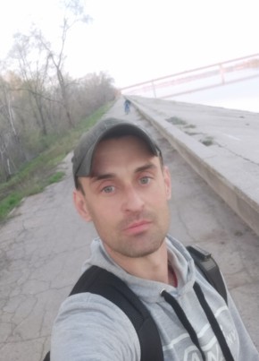 Sergey Krivenko, 39, Russia, Saratov