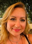 Yuliya, 50, Moscow
