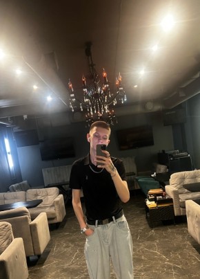 Kostya из Ялуторовска 18 лет