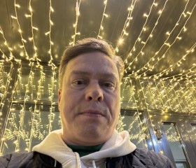 TIMOFEY PETELIN, 45, Yekaterinburg