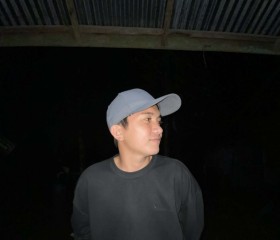 John, 22, Samal (Davao)