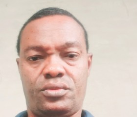 Mike, 48 лет, Abuja