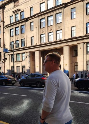 Сергей из Новосибирска 48 лет