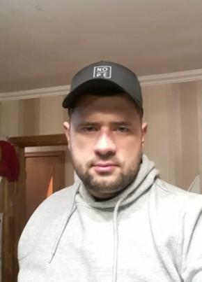 Леха из Никольское 39 лет