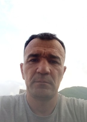 Мансур из Красной Поляны 44 года