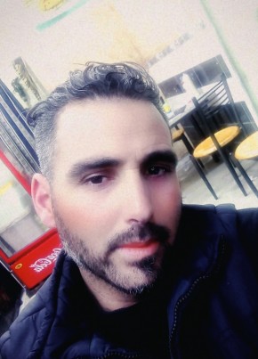 Aziz, 41, People’s Democratic Republic of Algeria, Tizi Ouzou