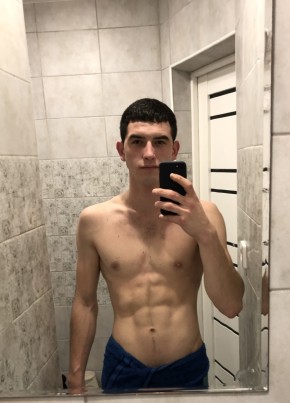 Илья, 22, Россия, Кореновск