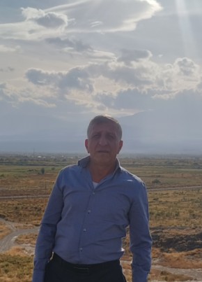Армен из Краснодара 54 года