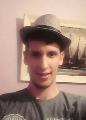 Fahd Kiko, 30, People’s Democratic Republic of Algeria, Reghaïa