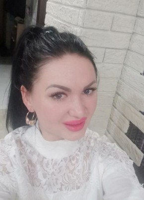 Анна, 37, Россия, Омск