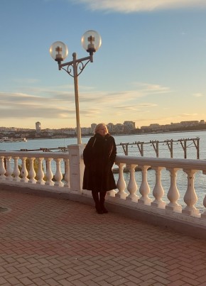 Елена, 57, Россия, Геленджик