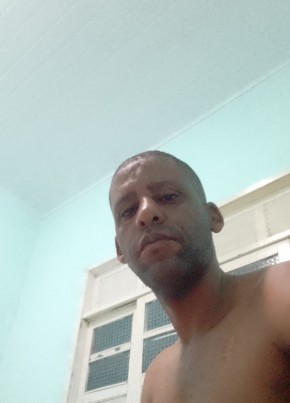 Samuca, 41, República Federativa do Brasil, Prado