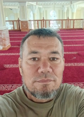 Эрик из Грозныя 52 года