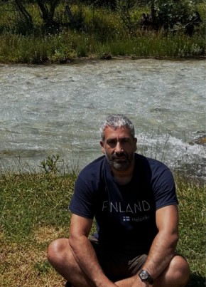 Оэгур из İzmir 45 лет