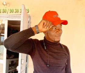 Adama, 28, Segou