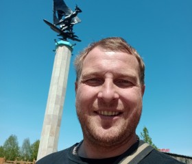 Ilya, 45, Saint Petersburg