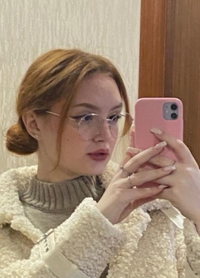 Соня, 19, Россия, Москва