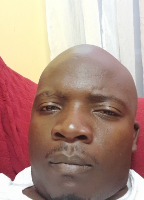 Ken,, 31, Kenya, Kisii
