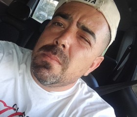 Javier, 40, Buenos Aires