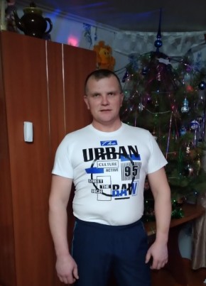 Виктор, 44, Россия, Никольск (Пензенская обл.)