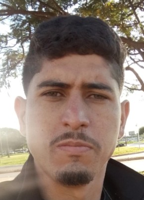 Adriano из Brasília 31 год