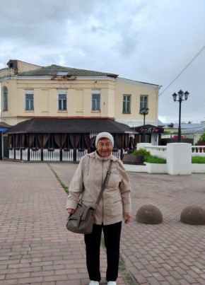 Александра из Красной Горбатки 73 года