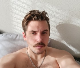 Artem Sidoruk, 23, Offenbach (Hesse)
