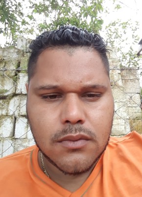 Robson, 32, República Federativa do Brasil, Carazinho