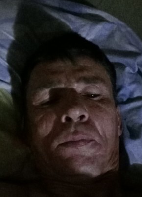 Сергей из Покровска 48 лет