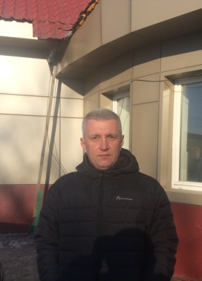 Виктор из Владивостока 53 года
