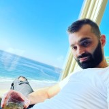 Misha, 31  , Burbank (State of California)