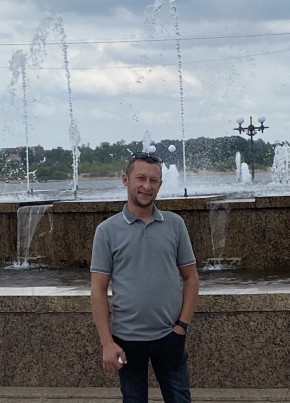 Иван, 39, Россия, Воронеж